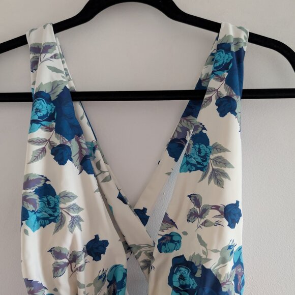 Cupshe Blue Floral and Black One Piece Swimsuit - Picture 2 of 6